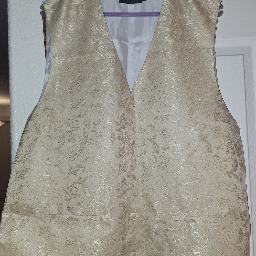 Elegant Cream Paisley Vest